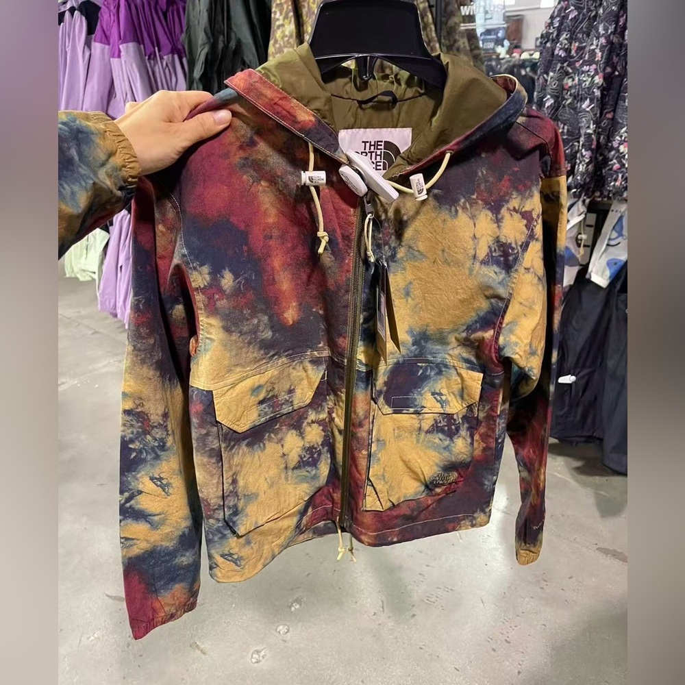 Brand New! no tag！The North Face’s Women’s Colorful Raincoat!